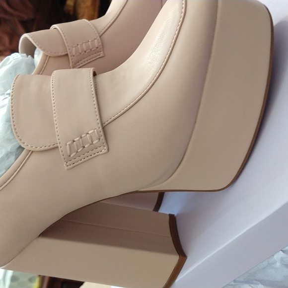 Authentic Madden Platforms 8 - Picture 6 of 13